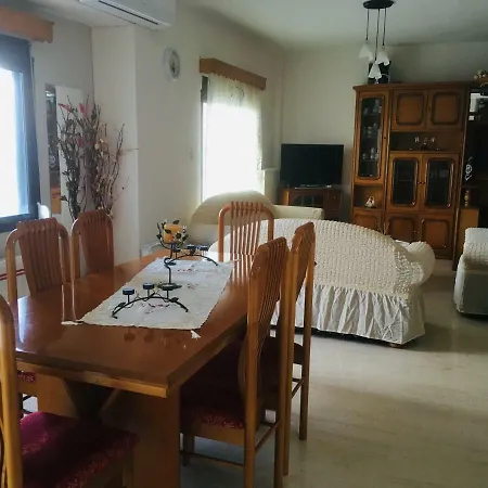 Apartament House Anatoli